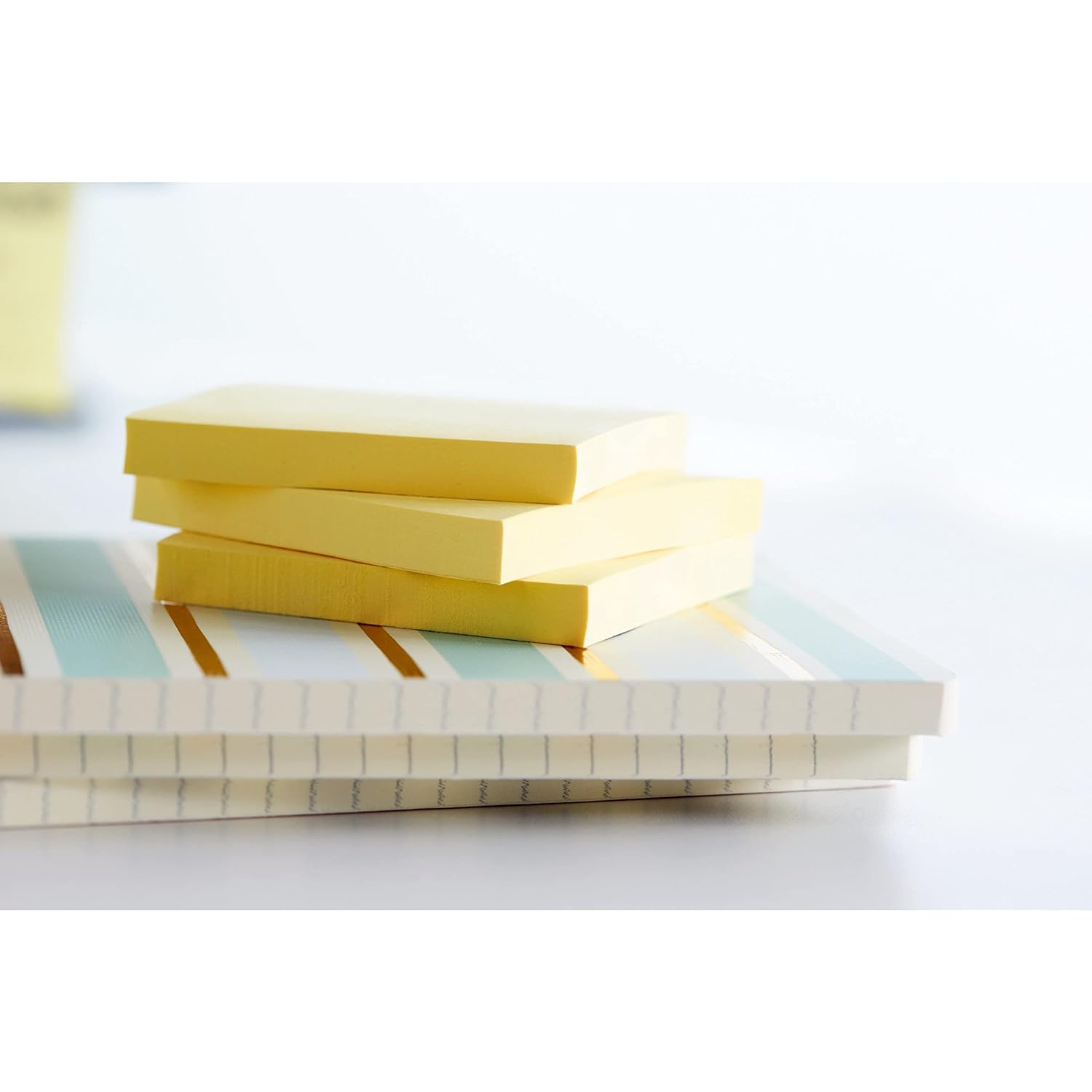3M, Sticky Notes - POST IT | 100 Sheets.